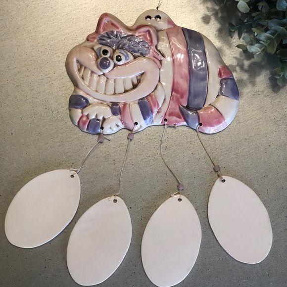 - Other - HTF-Cheshire Cat Wind Chimes Alice in Wonderland